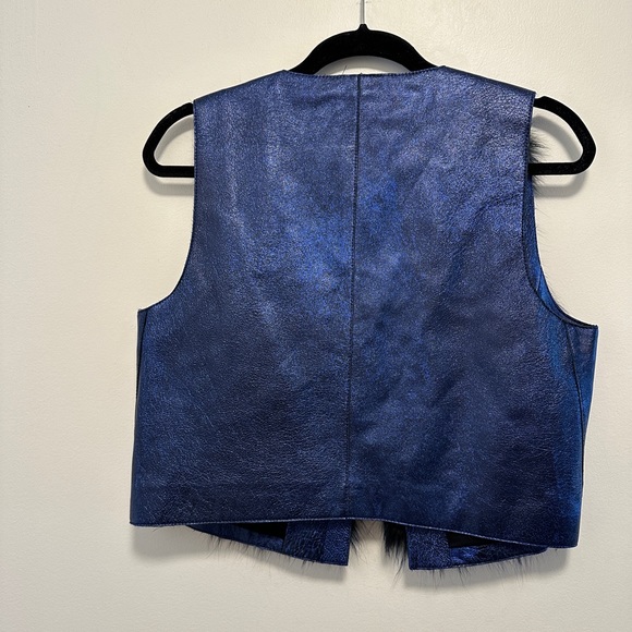 Fur Vest - Picture 2 of 5